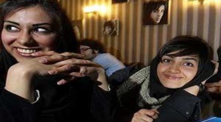 Kişilərlə qadınların tanış olmağı qadağan edildi - İranda