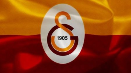 "Qalatasaray" daha bir futbolçunu göndərdi