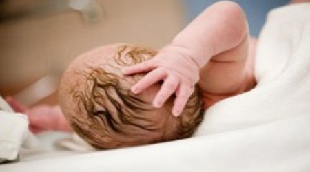 В Азербайджане женщина с пересаженной почкой стала матерью –ВИДЕО