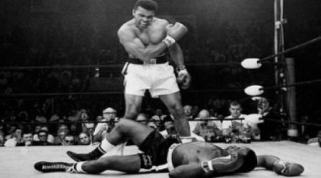 Сегодня Мохаммеду Али исполнилось 72 года. 5 самых знаменитых боев легендарного боксера –ВИДЕО