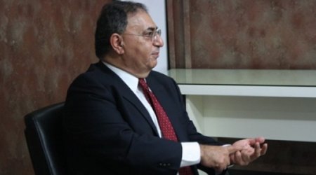 Asim Mollazadə: “Azərbaycan Ukraynanın qurtuluşuna öz töhfəsini verməyə hazırdır”