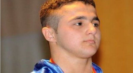 Олимпийский чемпион: База нашей сборной напоминает притон