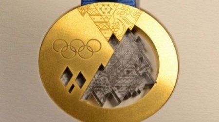 Россия вышла на первое место в медальном зачете