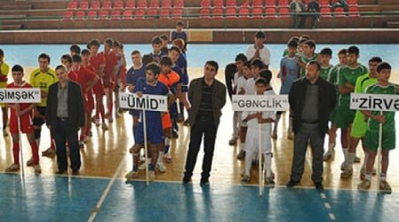 Bu gün Bədən tərbiyəsi və idman günüdür