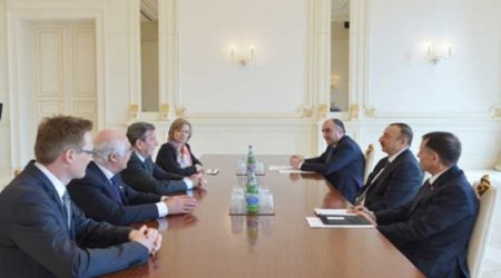 İlham Əliyev Gerhard Şröderi qəbul edib - FOTO