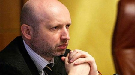 Turçinov: “Döyüşü qəbul etməkdən başqa yolumuz qalmayacaq”