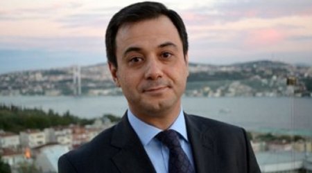 Elşad İskəndərov vəzifəsindən azad edildi