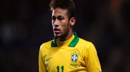 Pele: Neymar not a leader