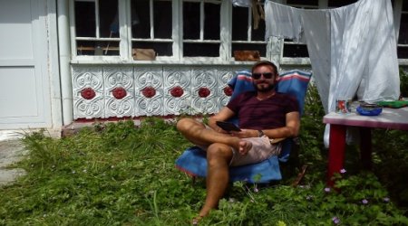 Conchita Wurst is better than corrupt officials