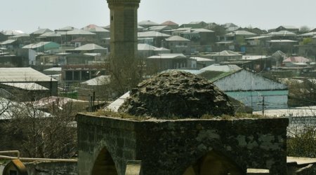 Historical monument in the middle of landfills - PHOTO