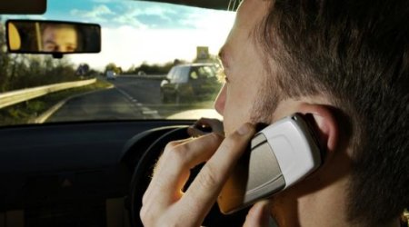Are phones and driving always a bad mix?
