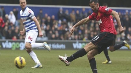 Ryan Giggs: Manchester United winger ends glittering career