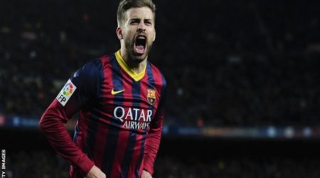 Gerard Pique: Barcelona defender agrees extension until 2019