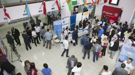 Bakcell gets even closer to job seekers under the slogan of “The First Step in Career” - PHOTO