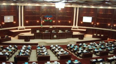 Work of Azerbaijani Parliament prolonged for a month