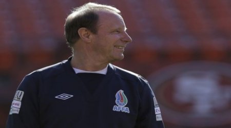 Berti Vogts coaches Azerbaijan, then scouts for US