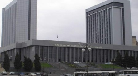 Qanunsuz miqrasiya təşkilatçılarının işini prokurorluq araşdıracaq