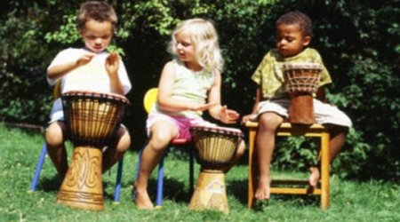 Motherhood is 'contagious'