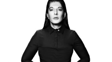 Marina Abramović's technology hijack makes gadget-mad Brits go cold turkey