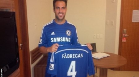 Cesc Fabregas: Chelsea sign ex-Arsenal midfielder from Barcelona