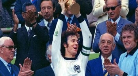 Franz Beckenbauer: Fifa bans German legend for 90 days