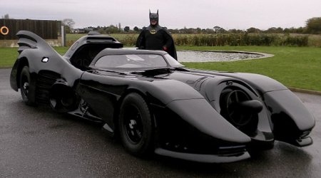 Iconic 1989 Batman film has 3.2litre Jaguar engine PHOTO