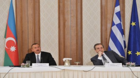 İlham Əliyev iş adamları ilə görüşdü