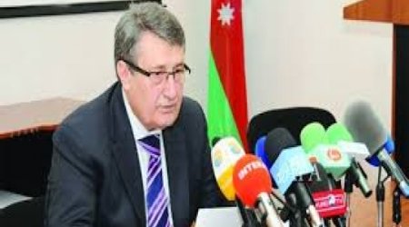 Head of Azerbaijan’s statistics committee dies