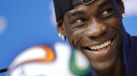 Wenger rules out Balotelli signing