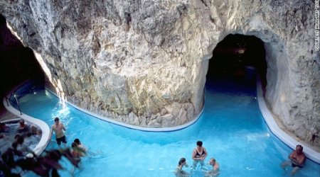 Saunas, soaking and chess: Hungary's best spas - PHOTO