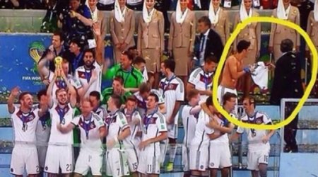 Platini Özildən forma istədi - FOTO