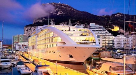 Sunborn's new £120million 'yotel'