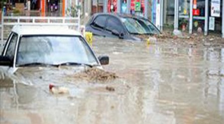 Daşqınlar 40 nəfərin həyatına son qoydu