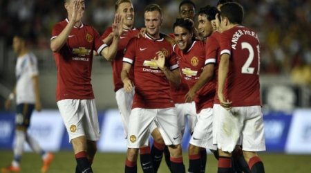 United net seven to see off LA Galaxy in Van Gaal debut