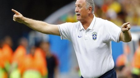 Scolari returns to club management with Gremio