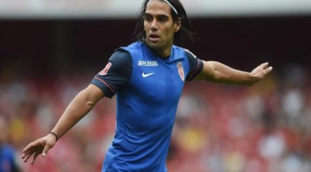 Falcao scores as refereeing blunder hands Monaco victory over Arsenal