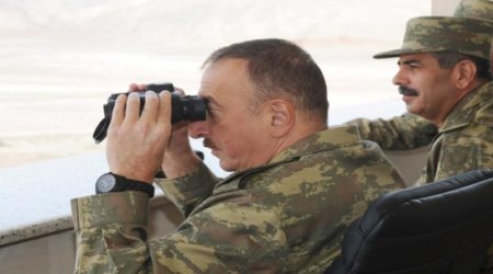 Azərbaycan prezidenti cəbhədə operativ müşavirə keçirib