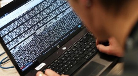 Russian hacker gang amasses 'largest ever' database of 1.2 billion online credentials