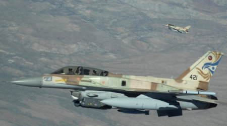 Azerbaijan warns Armenia against flights over Karabakh