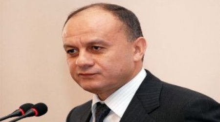 Erməni nazir Azərbaycana gəldi