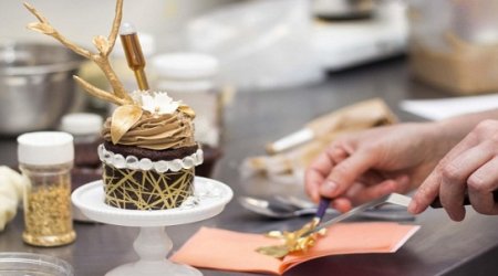 World's most expensive cupcake sold for $900