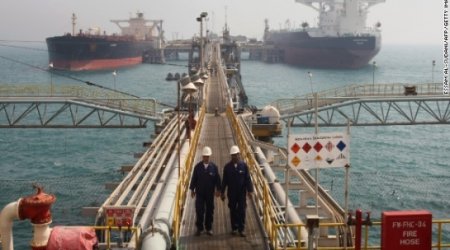 Oil companies suspend operations in Iraq