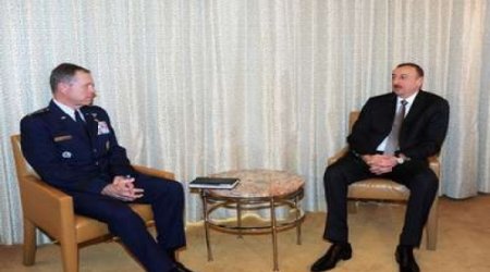 Ilham Aliyev receives the Commander of the U.S. Transport