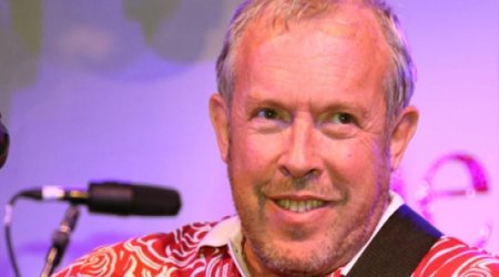 Putinin sözçüsü təqib olunan müğənnindən danışdı