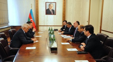 Azeri foreign minister meets Kazakh deputy minister