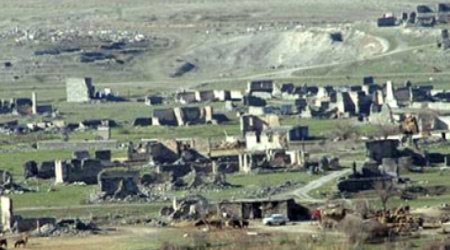 Cavid Kazımov: “Ermənilər sərgi təşkilatçılarını aldadıblar”