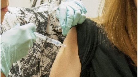 Vaccine gives monkeys Ebola immunity