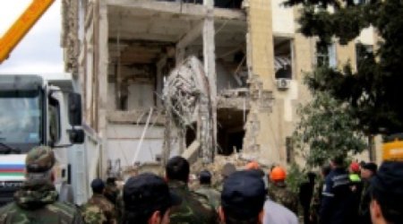 Azerbaijan blast ruins apartment block, buries people