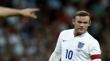 Time to stop pointing finger of blame at selfless whipping boy Wayne Rooney