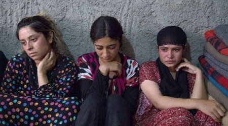İŞİD bizi seks-qulu edib - Yezidi qız